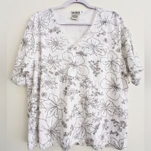 GOLDEN Lacey double layered short sleeve V-neck top  NWOT SZ 18/16